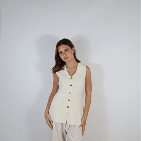 Chaleco “Luz de Crema”